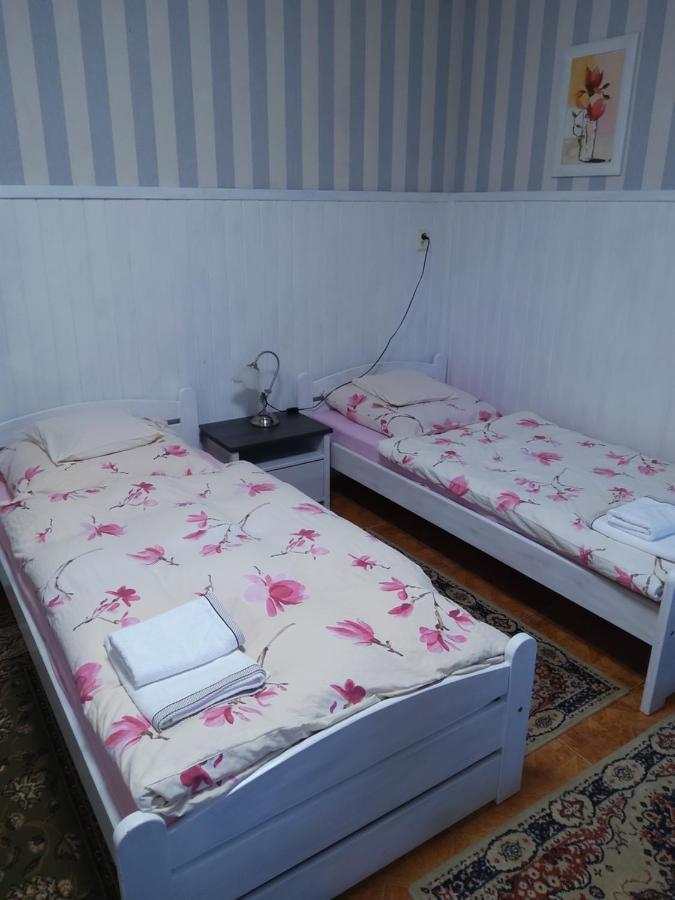 Pokoje Goscinne Sobieszow Jelenia Gora Ngoại thất bức ảnh